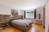 Schlafzimmer EG - 