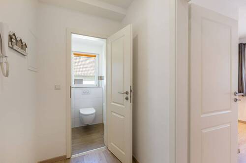 Gäste WC 1. OG - 