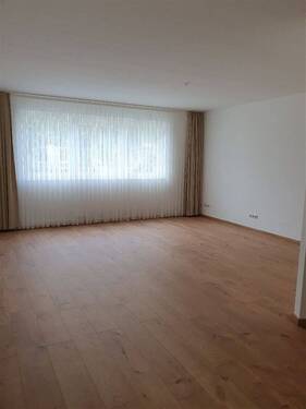 PHOTO-2024-10-15-14-37-25_2 - 3 Zimmer Etagenwohnung zum Kaufen in Leipzig