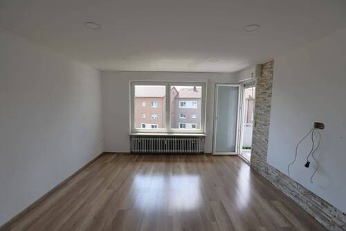 Wohnzimmer Wohnung - 1. Obergeschoss - 1 Zimmer Mehrfamilienhaus, Wohnhaus zum Kaufen in Ober-Ramstadt