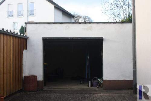 Garage - 