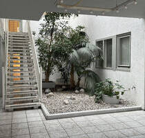 Repräsentative Gewerbeeinheit auf 2 Etagen mit guter Verkehrsanbindung. 2 Bäder, TG, Stellplätze - Olching