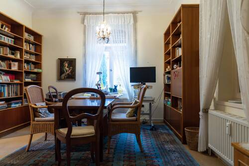 Wohnraum Wohnung EG links - 