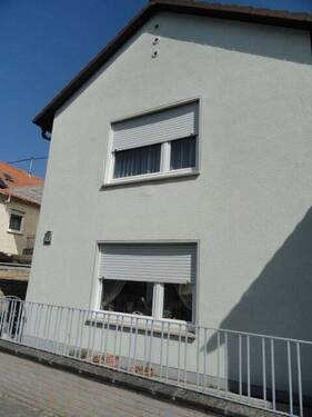 Strassenansicht - Einfamilienhaus zum Kaufen in Forst an der Weinstraße