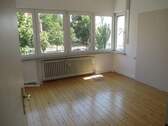 Zimmer 2 - Etagenwohnung mit 98,90 m² in Bornheim zur Miete