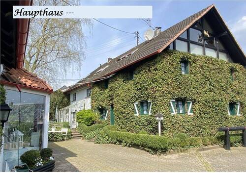 Innenhof Wellerscheid 47-49 - 1 Zimmer Bauernhaus, Landhaus in Much