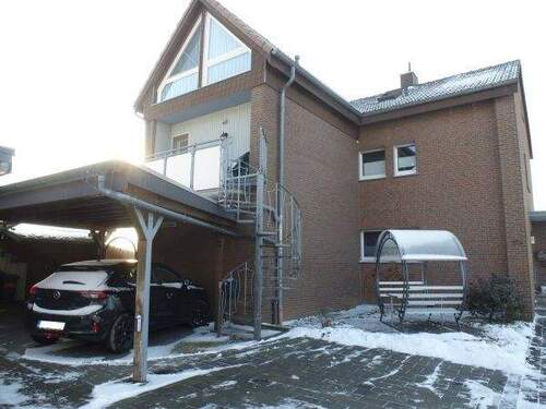 H-S-169-Hausansicht Ost.jpg - Freistehendes Einfamilienhaus mit Einliegerwohnung im Norden von Spenge!