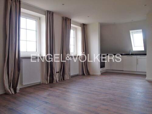 Bild 2 - 3 Zimmer Etagenwohnung zur Miete in Wenningstedt