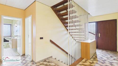 Eingangsbereich - 6 Zimmer Einfamilienhaus zum Kaufen in Mettlach / Orscholz