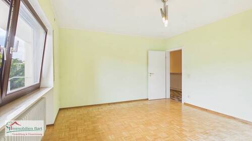 Schlafzimmer EG - 