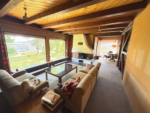 Wohnzimmer mit Kamin - 
