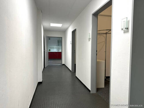 Flur - 3 Zimmer Büro in Wedel