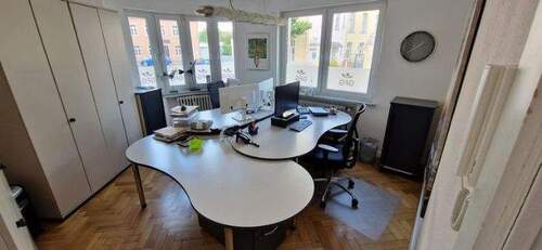 Büro 1 - 5 Zimmer Büro in Bornheim