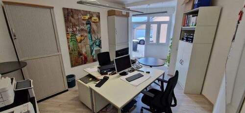 Büro 4 - 