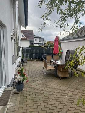 Terrasse - 5 Zimmer Einfamilienhaus zum Kaufen in Steinheim