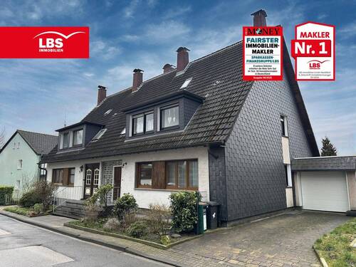 Straßenansicht - Wohntraum in ruhiger Lage! - 365.000,00&nbsp;EUR Kaufpreis, ca.&nbsp; 166,00&nbsp;m&sup2;&nbsp;Wohnfl&auml;che