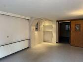 Partykeller zur anderen Seite - 