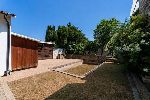 Aushub Pool und Garten - 