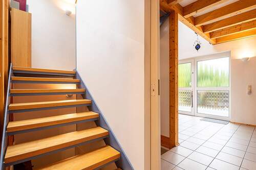 18343 Eingangsbereich - 9 Zimmer Mehrfamilienhaus, Wohnhaus in Oberbettingen