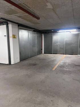 Bild 2 - Garage, Stellplatz zum Kaufen in Singen