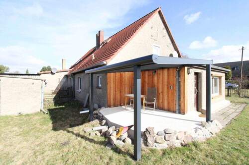 Terrasse - 4 Zimmer Doppelhaushälfte in Divitz-Spoldershagen