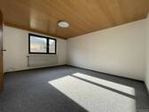 Schlafzimmer - hell und gemütlich - 