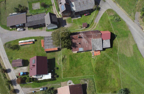 DJI_0227_Grenze.jpg - Attraktives, großzügiges Baugrundstück mit älterem Einfamilienhaus in 79350 Sexau