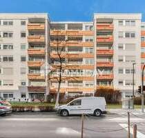 Erdgeschosswohnung mit durchdachter Raumaufteilung, Balkon und Gartenanteil - Germering Neugermering