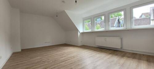 Wohnzimmer_2 - 3 Zimmer Etagenwohnung zur Miete in Wuppertal