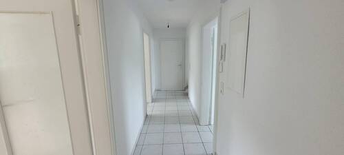 Flur_1 - 3 Zimmer Etagenwohnung in Wuppertal