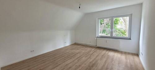 Schlafzimmer_1 - Etagenwohnung mit 78,10 m&sup2; in Wuppertal zur Miete