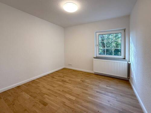Zimmer EG vorne - 