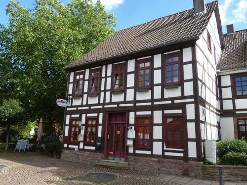 Ansicht - 1 Zimmer Mehrfamilienhaus, Wohnhaus zum Kaufen in Bodenwerder