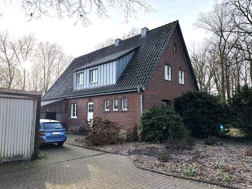 Ansicht Straße - 8 Zimmer Einfamilienhaus zum Kaufen in Nordwalde