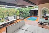 Terrasse mit Pool - 