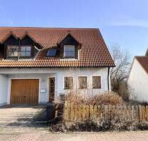 Familienfreundliche Doppelhaushälfte im Dornröschenschlaf - Dietenhofen