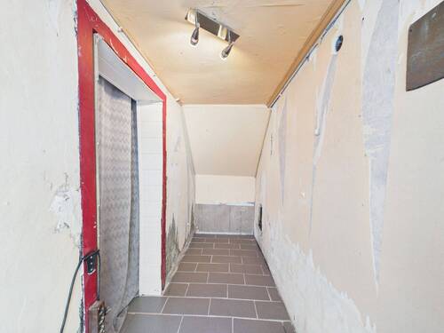 Ankleidebereich EG Haus 1 - 