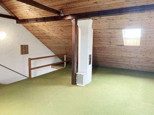 Dachgeschoss ausbaubar - 