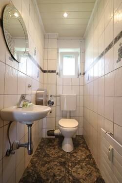 Gäste Toilette - 1. Obergeschoss - 
