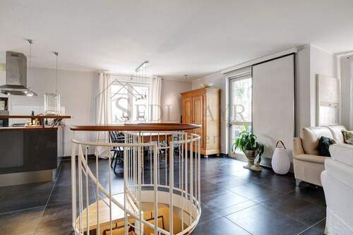 Wendeltreppe Verbindung EG zum KG 1 - 