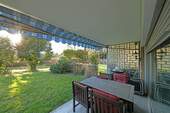 Terrasse mit Garten - 