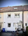 Front - Reihenmittelhaus in Landshut - 649.000,00&nbsp;EUR Kaufpreis, ca.&nbsp; 128,00&nbsp;m&sup2;&nbsp;Wohnfl&auml;che