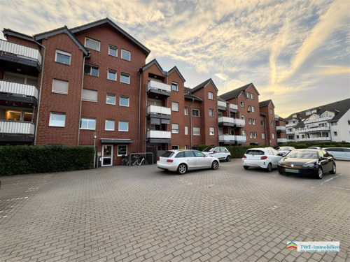 Außenansicht gepflegtes Mehrfamilienhaus - 