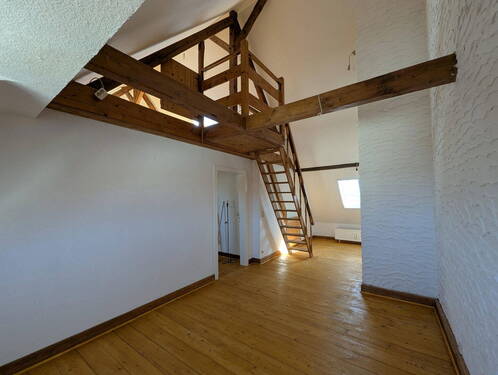Wohnraum Blick Rückseite - 3 Zimmer Etagenwohnung zum Kaufen in Troisdorf