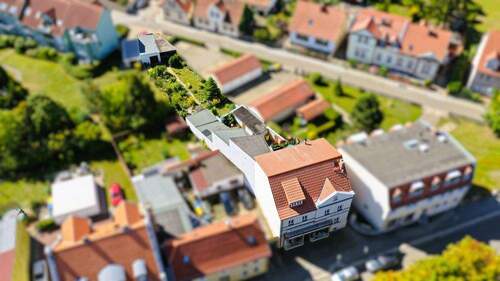 3 - 6 Zimmer Mehrfamilienhaus, Wohnhaus in Ballenstedt