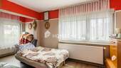 Schlafzimmer 2 - Mehrfamilienhaus, Wohnhaus mit 225,00 m² in Niddatal zum Kaufen