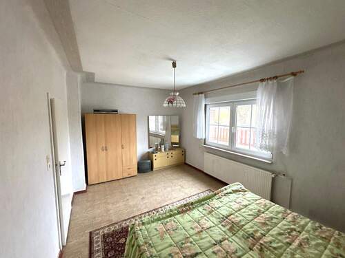 Zimmer 2 OG (2).JPG - 