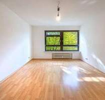 BEZUGSFREIE 2,5-ZI.-WHG. DIREKT AN DER U-BAHN IN MÜNCHEN-HADERN