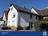 Außen - Zweifamilienhaus mit Potenzial und viel Platz in begehrter Lage von Herxheim