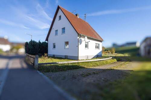 Bild 2 - 5 Zimmer Mehrfamilienhaus, Wohnhaus zum Kaufen in Ichenhausen